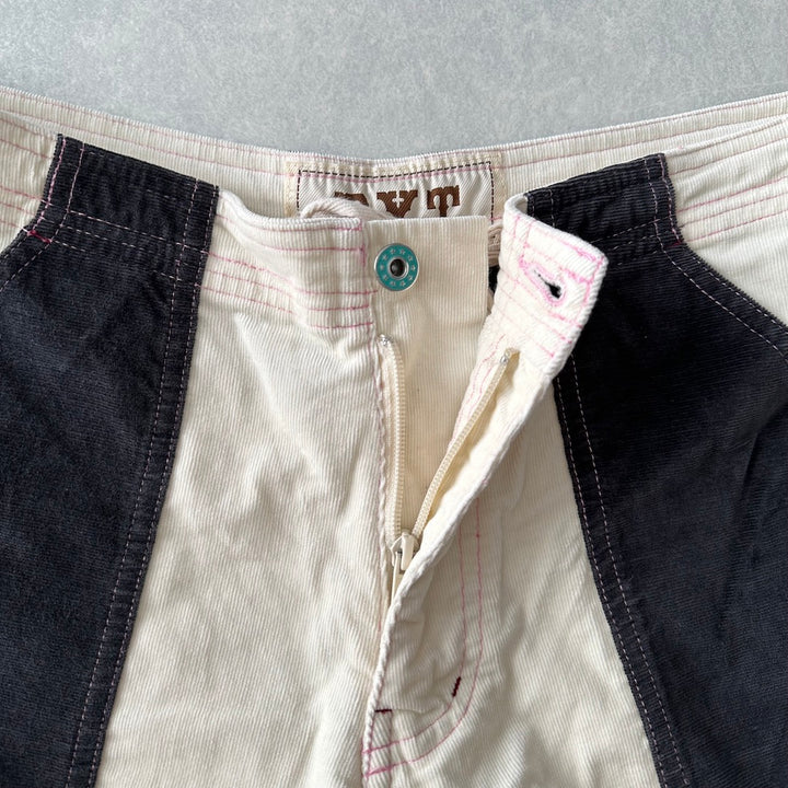 マルチカラーコーデュロイショートパンツ ホワイト L 古着 メンズ