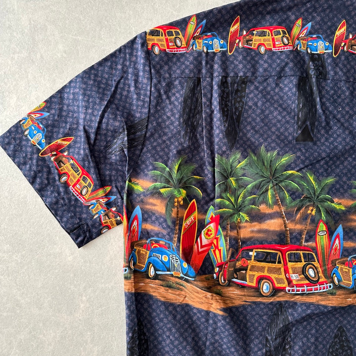 ヴィンテージ風ハワイアンサーフ柄半袖シャツ 総柄 S 古着 メンズ