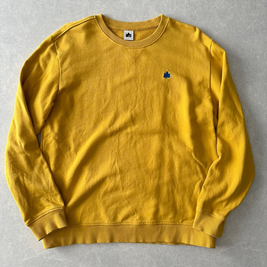 【LOGOS】ワンポイント刺繍クルーネックアウトドアスウェット イエロー LL 古着 メンズ