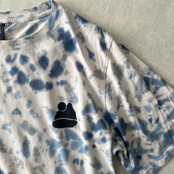 【MOUNTAIN HARDWEAR】タイダイ染めバックプリント半袖Tシャツ 総柄 M 古着 メンズ