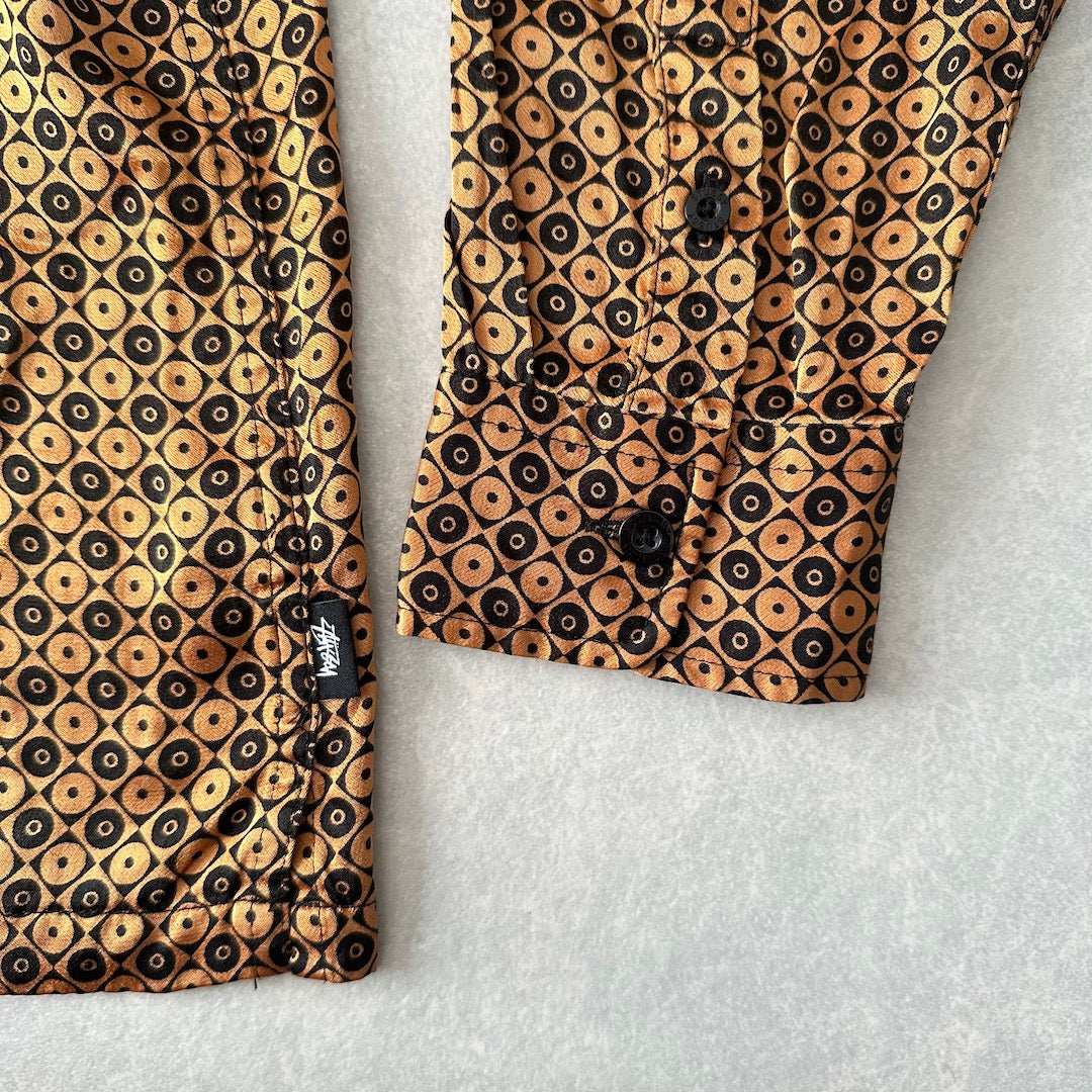 【STUSSY】モノグラム風グラフィカル総柄シャツ 総柄 M 古着 メンズ