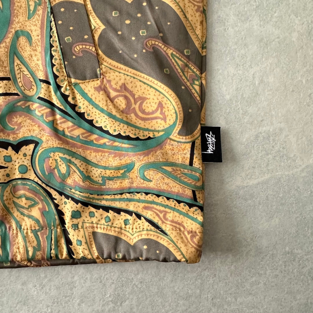 【STUSSY】ペイズリー柄グラフィックジャケット 総柄 L 古着 メンズ