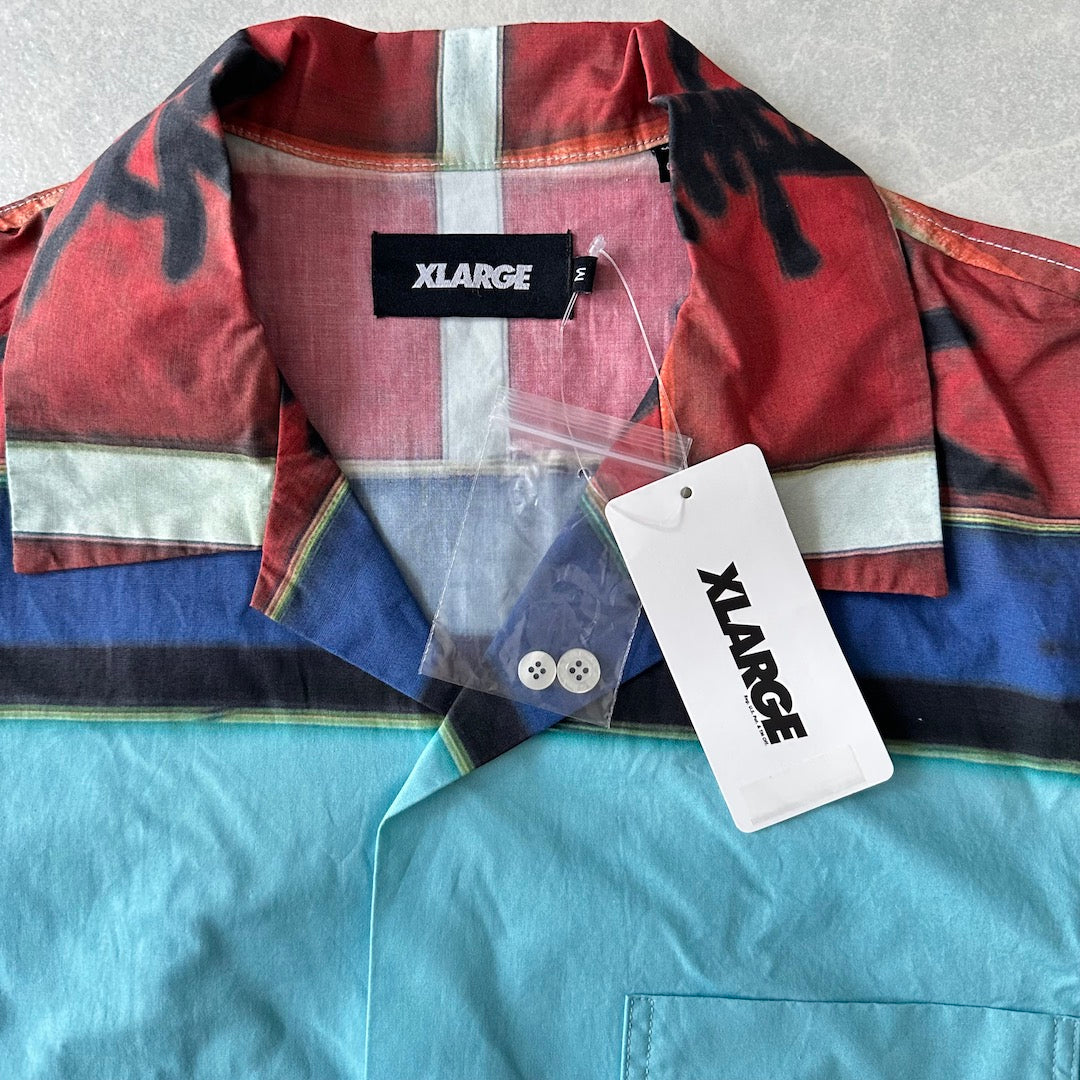 【XLARGE】未使用品 異国柄プリント半袖開襟シャツ 総柄 M 古着 メンズ